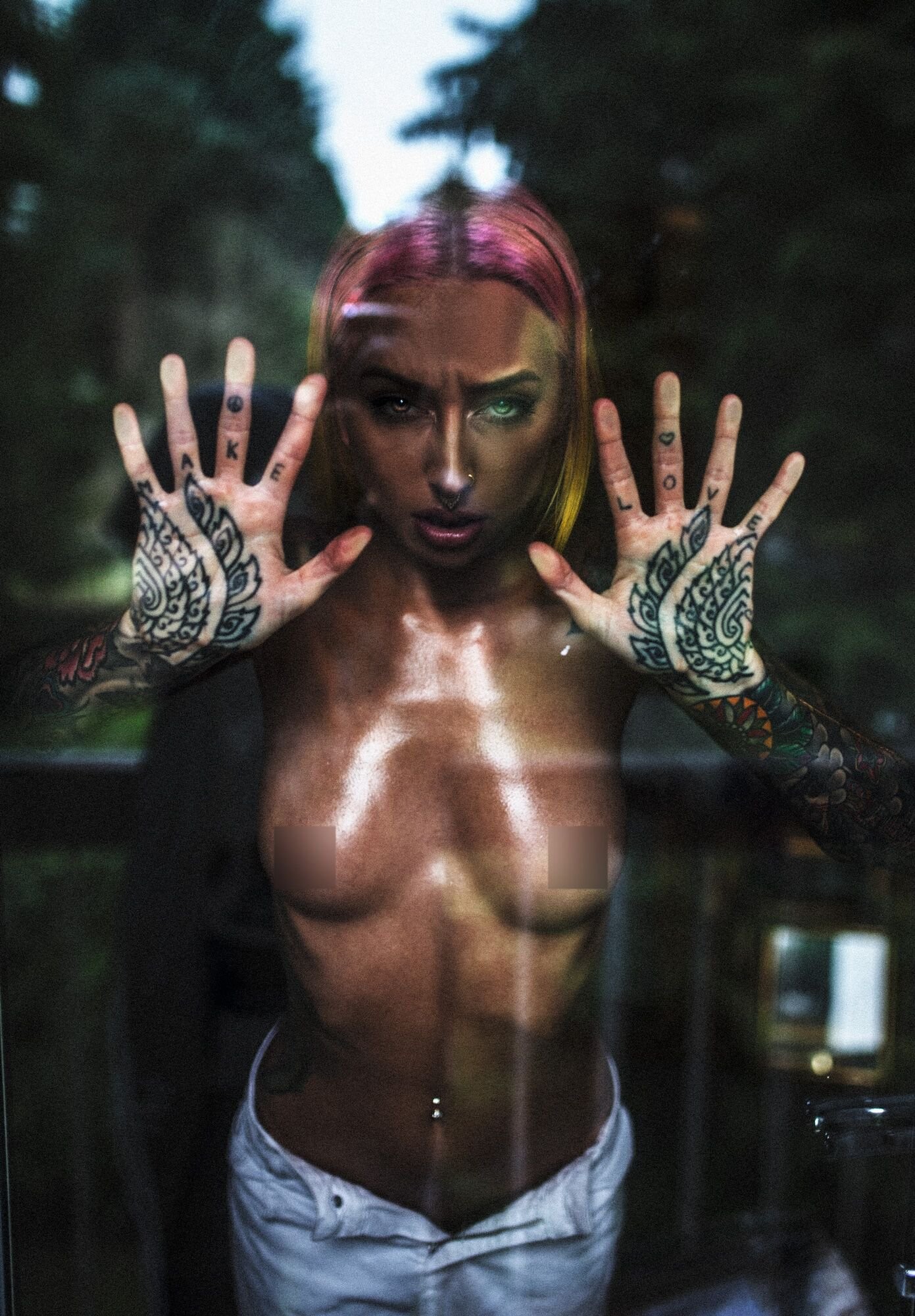 charlottelou-nude-the-fappening-pro-28 charlottelou nude the fappening pro 28