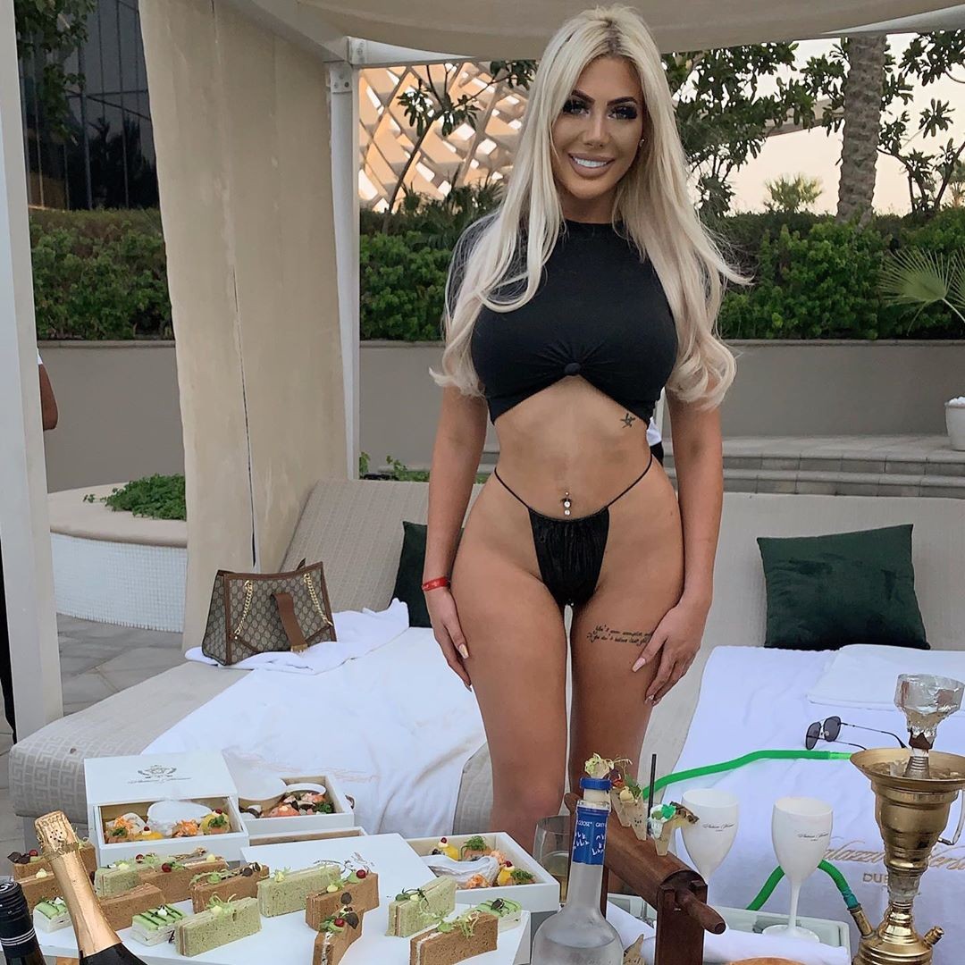 chloe-ferry-in-dubai-thefappening-cfd-4 chloe ferry in dubai thefappening cfd 4