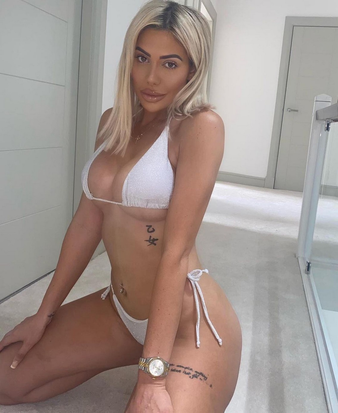 chloe-ferry-sexy-in-ferry-body-bikini-thefappeningpro-10 Chloe Ferry Sexy
