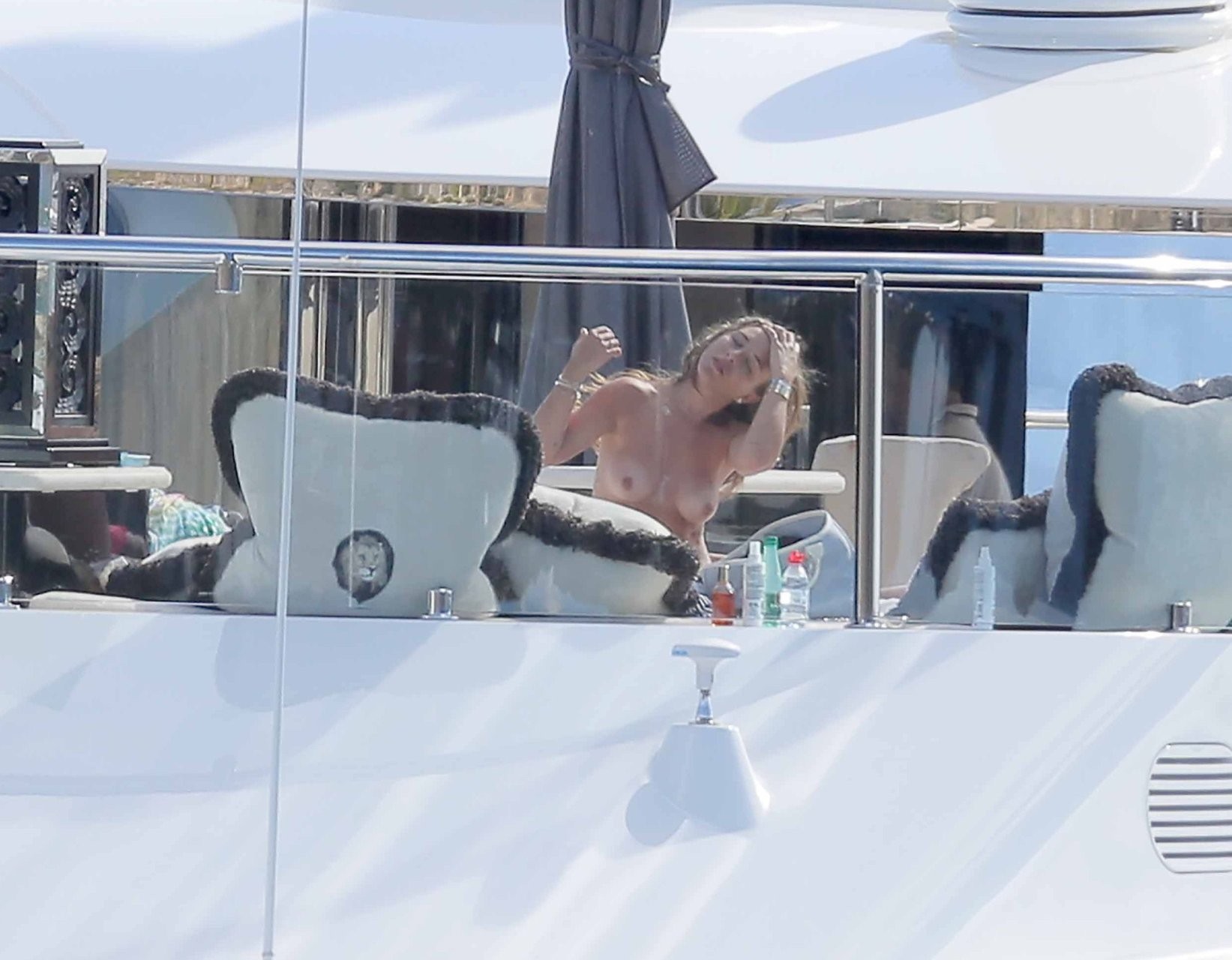 chloe-green-nude-thefappening-cfd-20 Chloe Green Tits