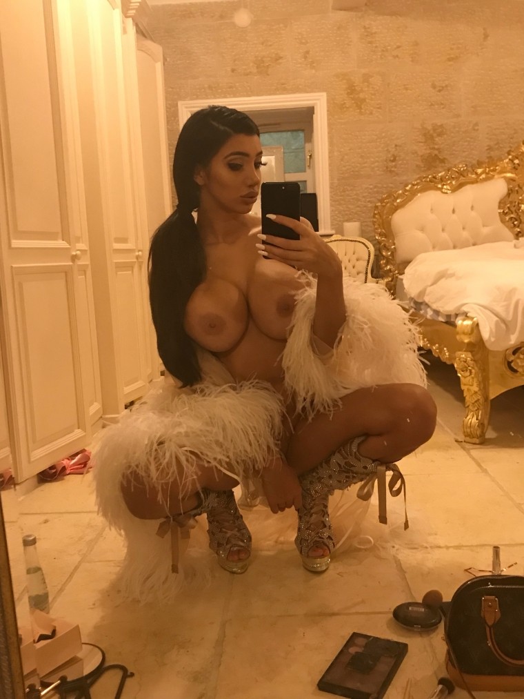 chloe-khan-nude-leaked-88 chloe khan nude leaked 88