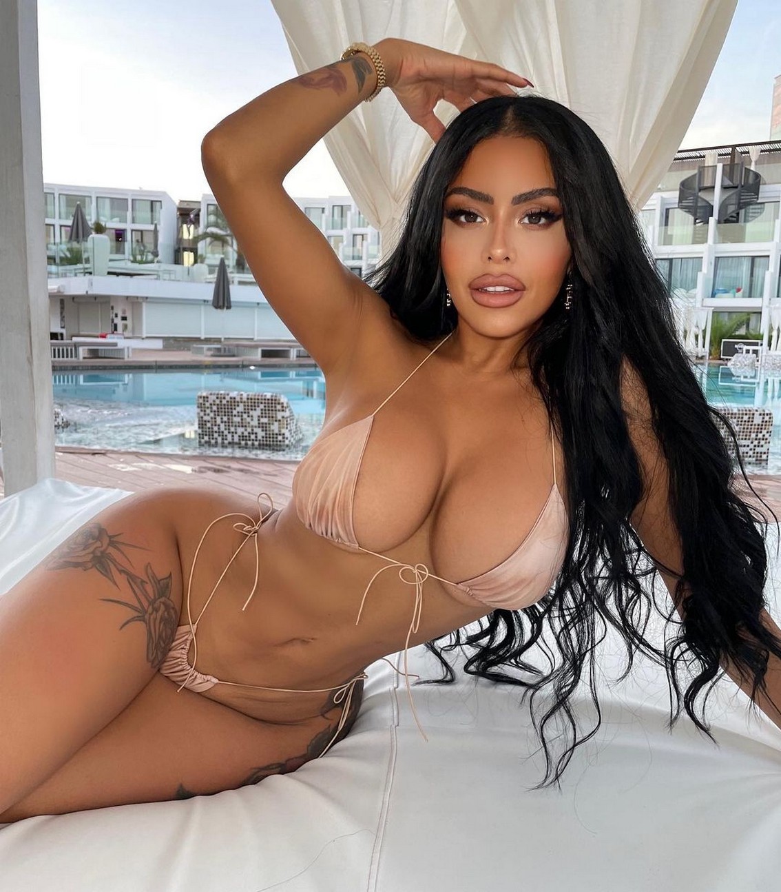 chloe-saxon-hot-thefappening-cfd-6 Chloe Saxon Bikini