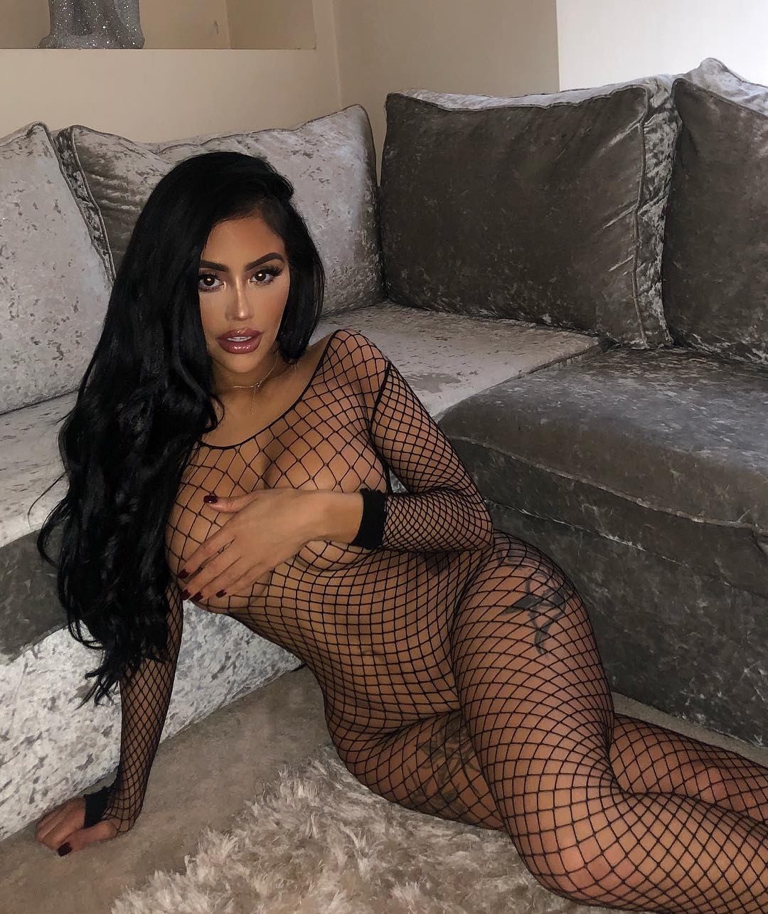 chloe-saxon-nude-sexy-thefappening-cfd-8 Chloe Saxon Nude
