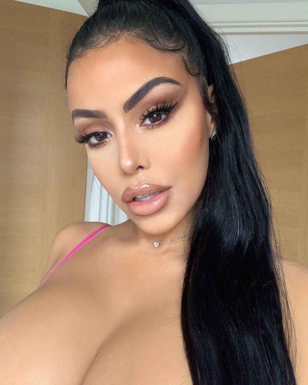 chloe-saxon-sexy-thefappening-cfd-63 chloe saxon sexy thefappening cfd 63