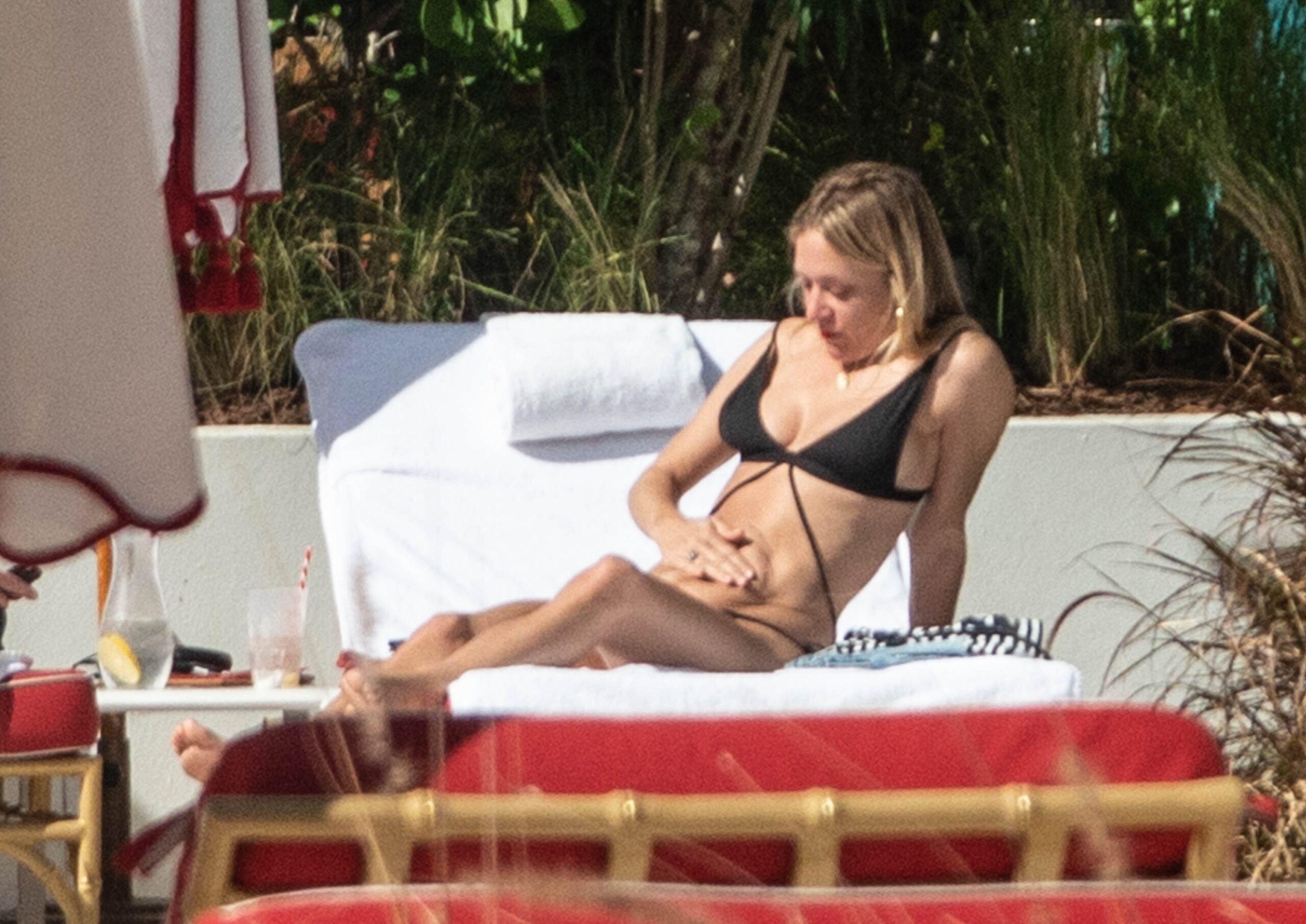 chloe-sevigny-sexy-bikini-4 chloe sevigny sexy bikini 4 scaled