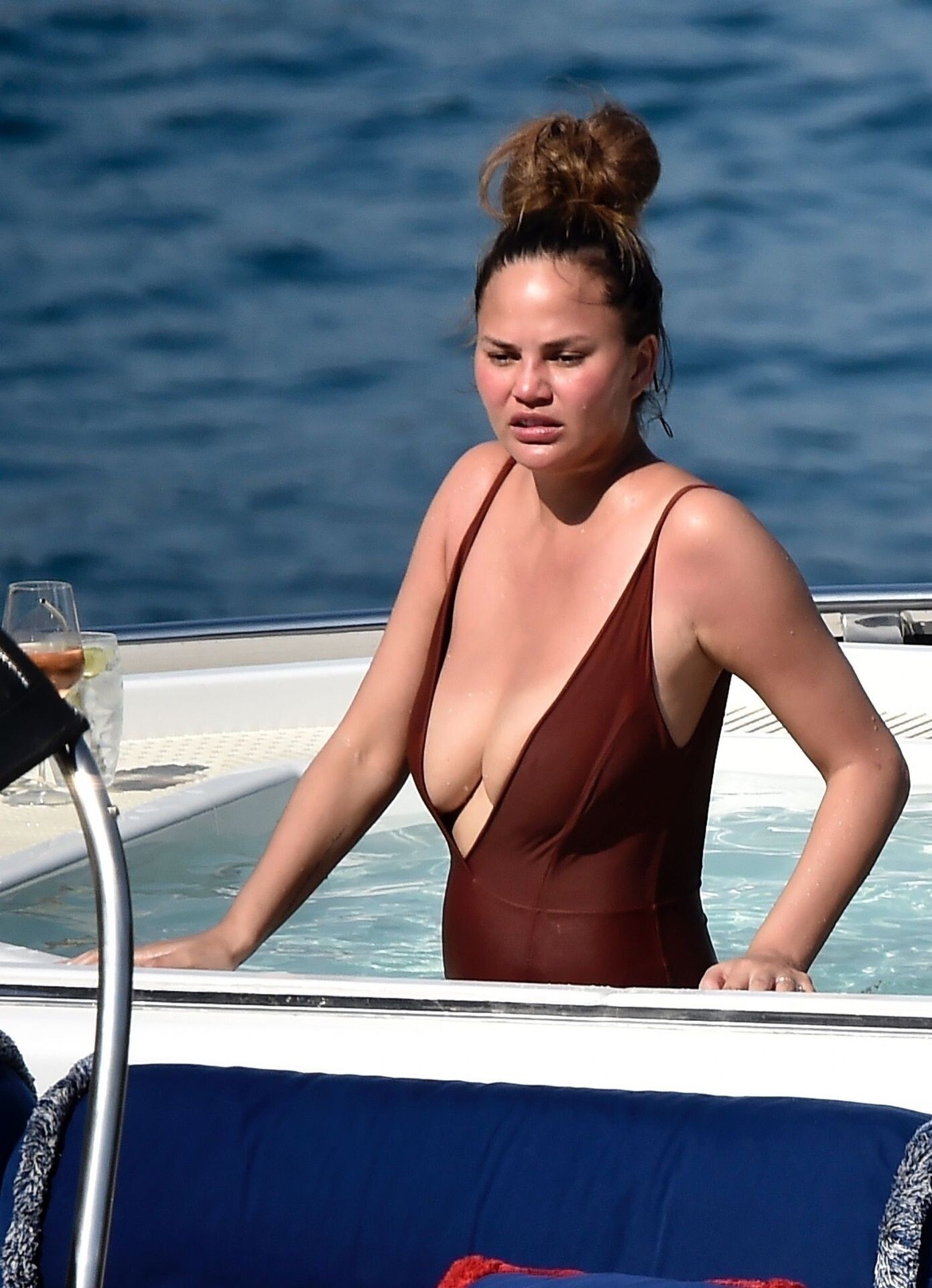 chrissy-teigen-big-tits-thefappening-pro-3 Chrissy Teigen Boobs
