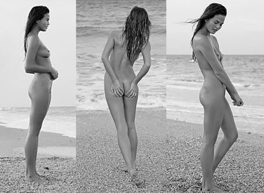 Chrissy Teigen Ass