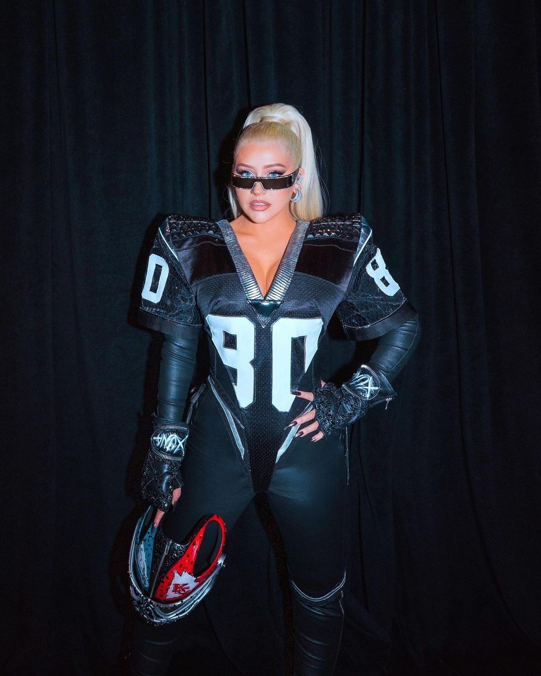 christina-aguilera-super-bowl-thefappening-cfd-6 Christina Aguilera Cleavage