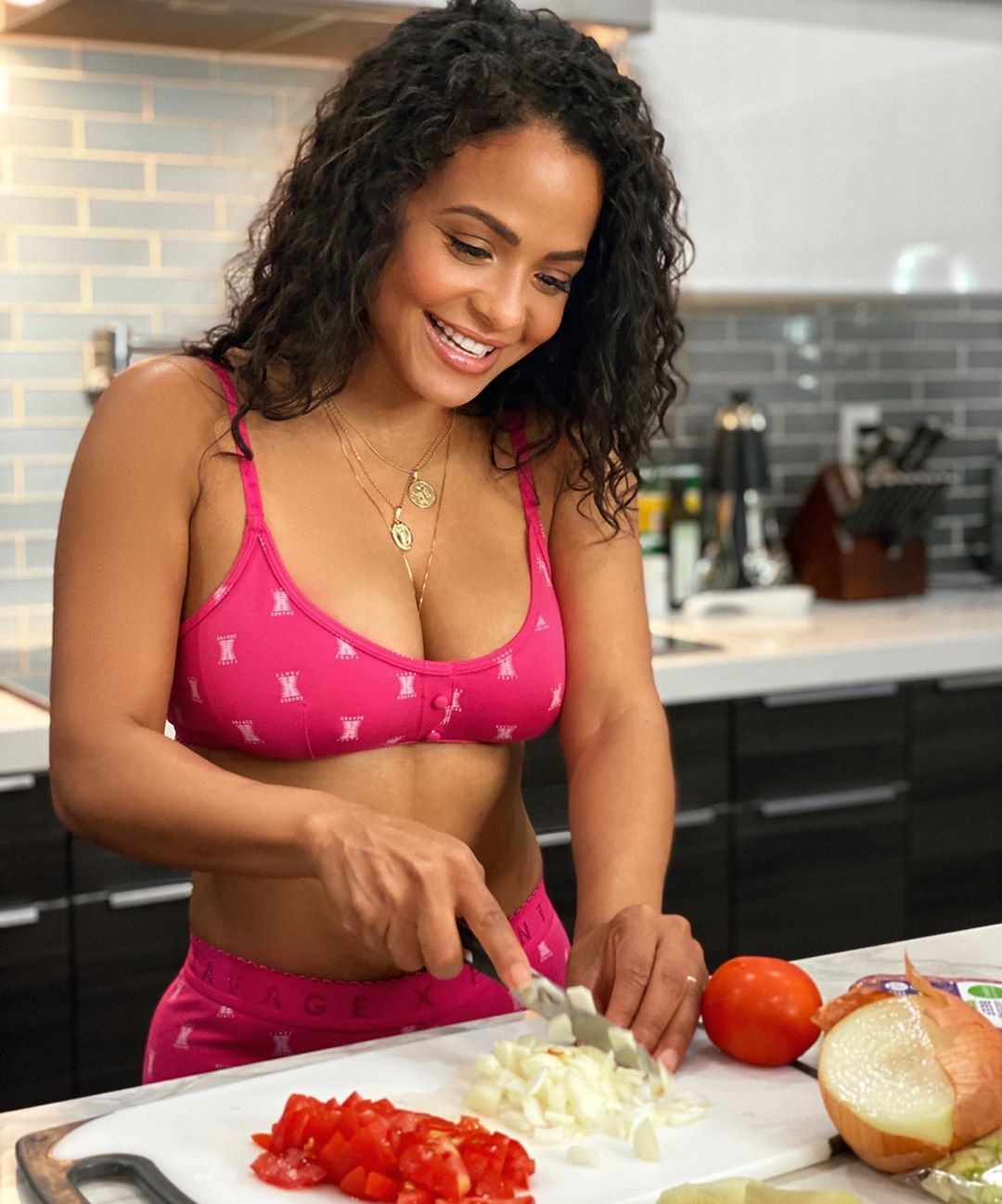 christina-milian-sexy-in-savage-x-fenty-thefappeningpro-8 christina milian sexy in savage x fenty thefappeningpro 8