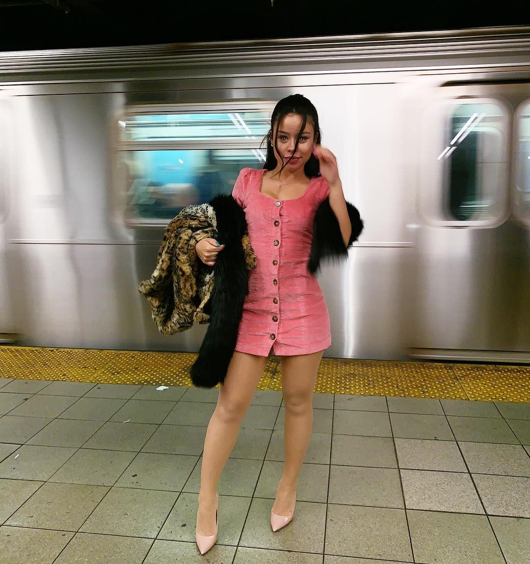 cierra-ramirez-sexy-brunette-thefappening-cfd-16 Cierra Ramirez Leggy