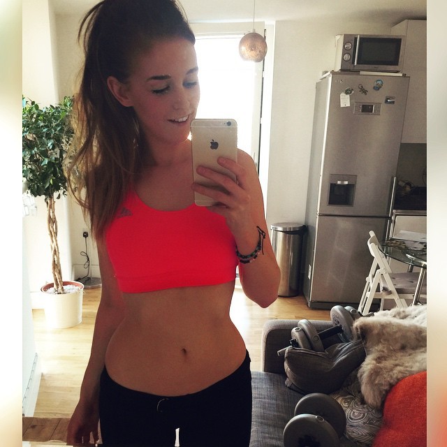 clare-siobhan-sexy-thefappening-cfd-17 Clare Siobhán Leaked Selfie