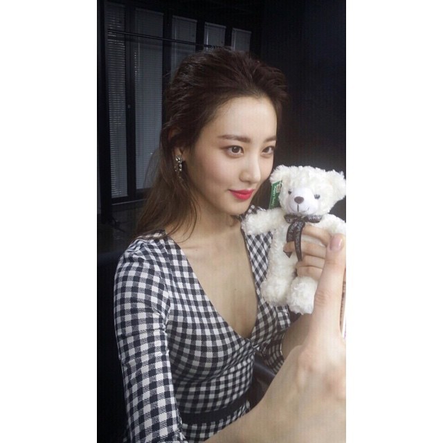 claudia-kim-nude-thefappening-2 claudia kim nude thefappening 2