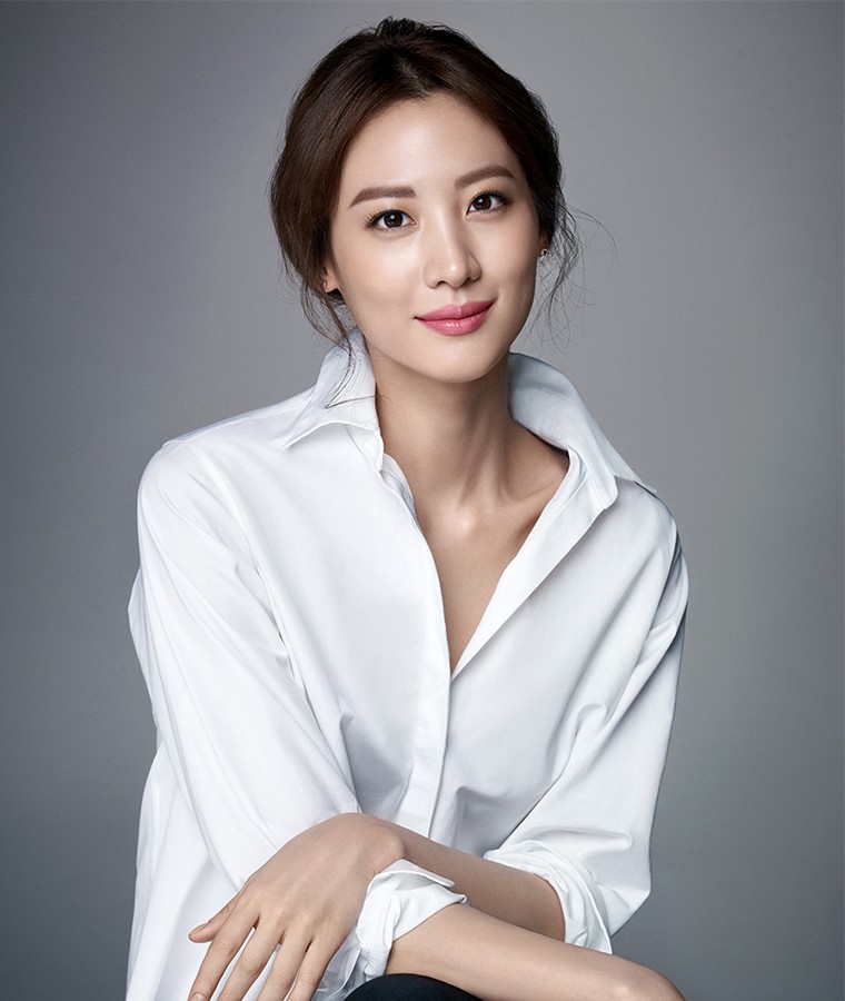claudia-kim-sexy-thefappening-3 claudia kim sexy thefappening 3