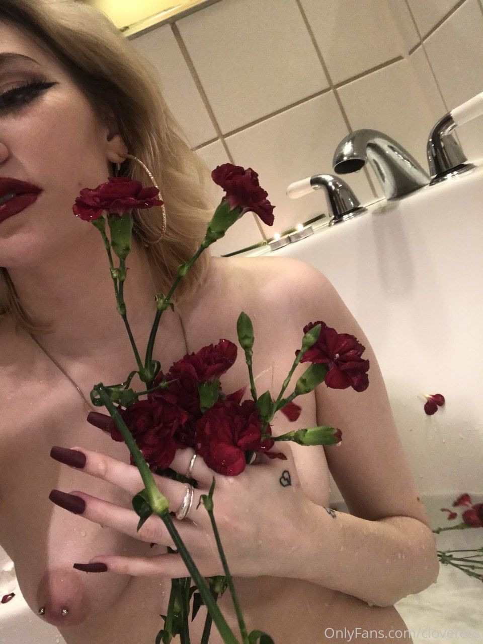 cloveress-asmr-nude-thefappening-cfd-30 cloveress asmr nude thefappening cfd 30