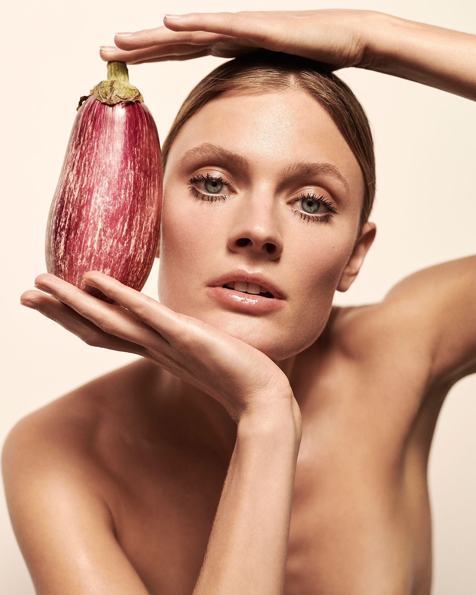 constance-jablonski-nude-2019-5 constance jablonski nude 2019 5