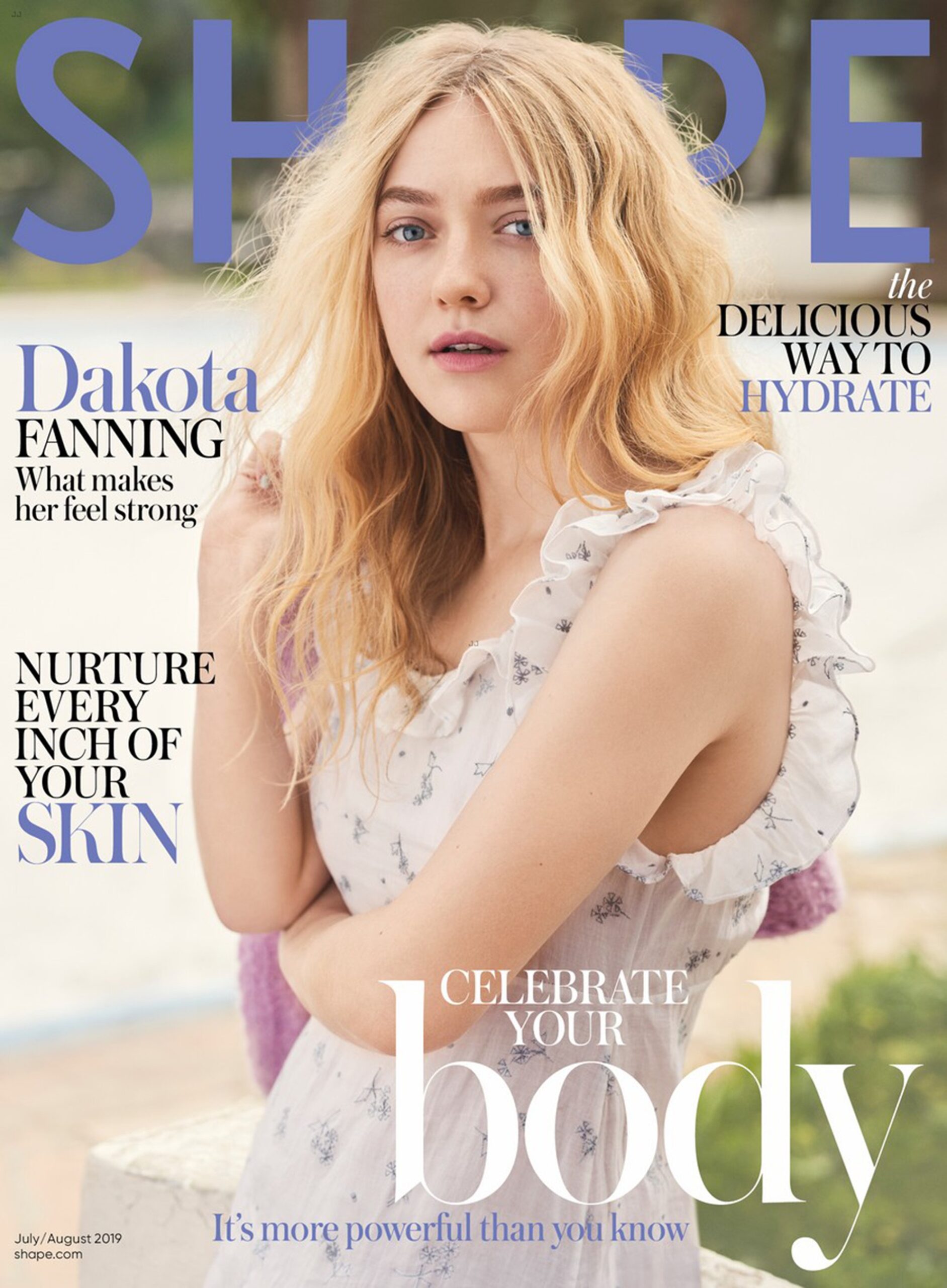 dakota fanning sexy 1 scaled