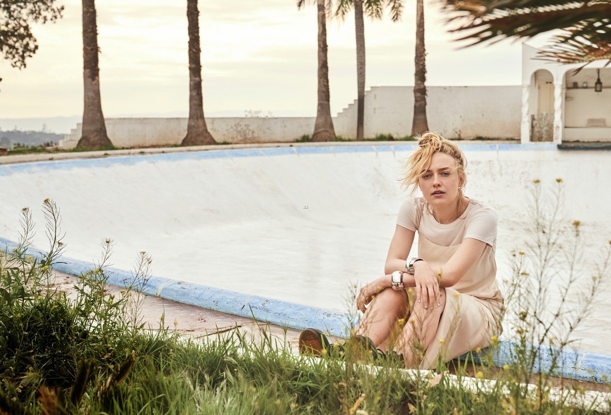 dakota fanning sexy 2