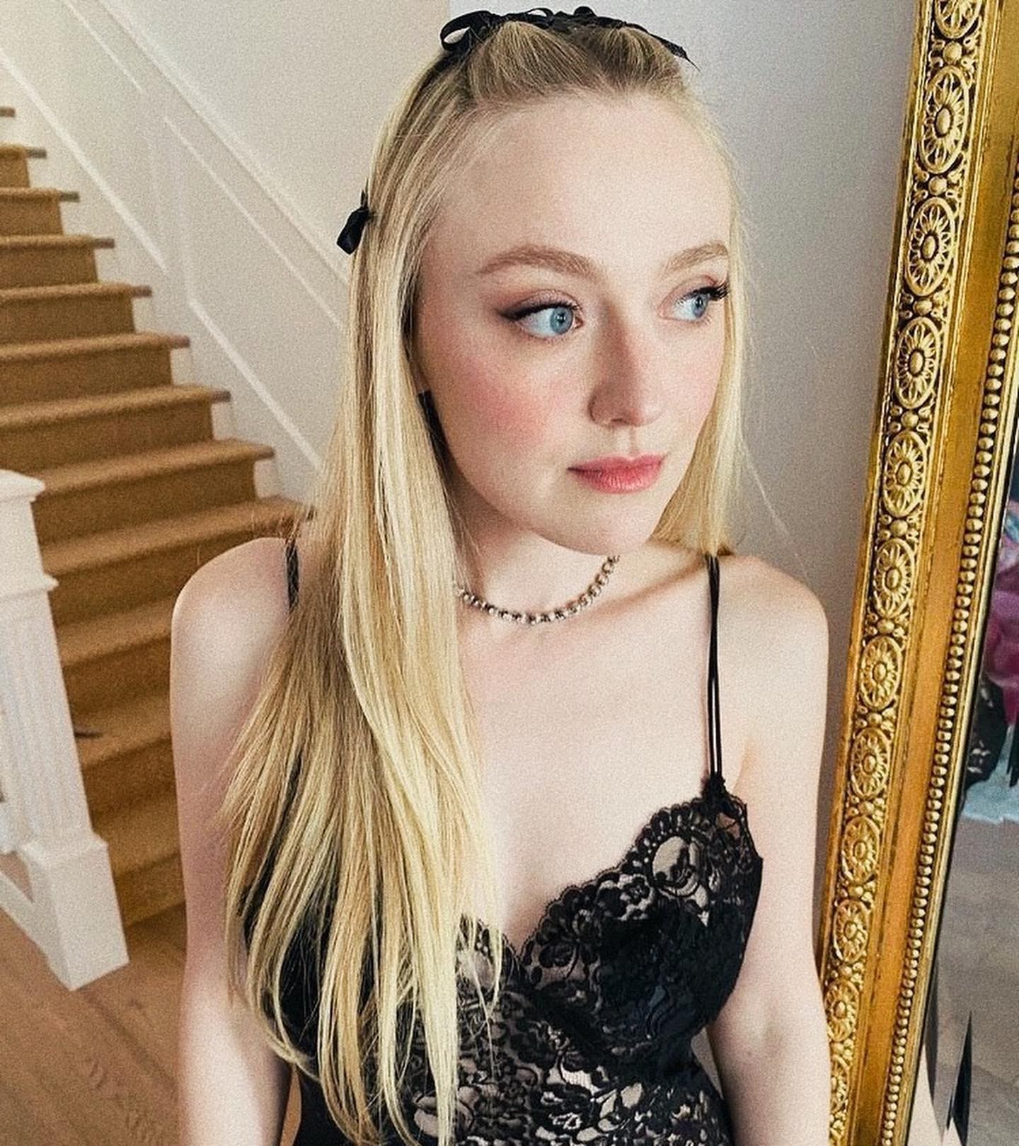 Dakota Fanning Hot