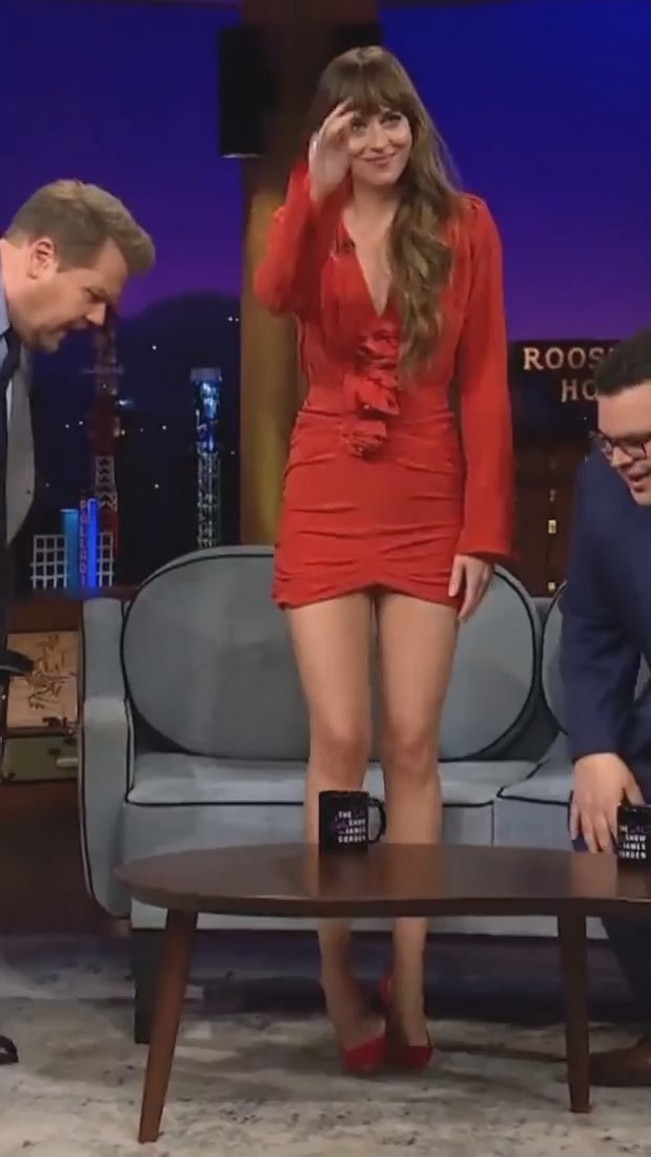 dakota-johnson-barefoot-and-upskirt-thefappening-cfd-9 dakota johnson barefoot and upskirt thefappening cfd 9