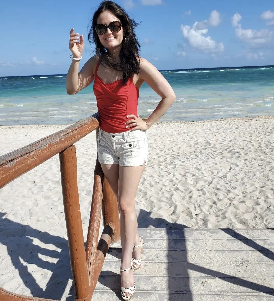 danica-mckellar-selfie-thefappening-cfd-8 Danica McKellar Leggy