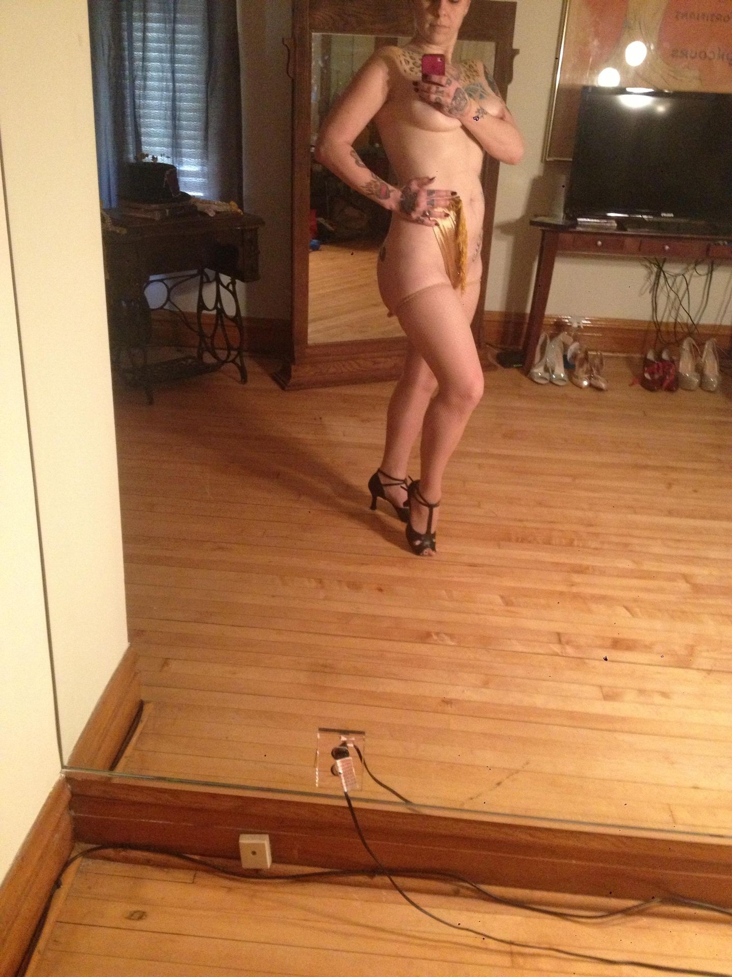 danielle-colby-nude-leaked-thefappening-cfd-2 danielle colby nude leaked thefappening cfd 2