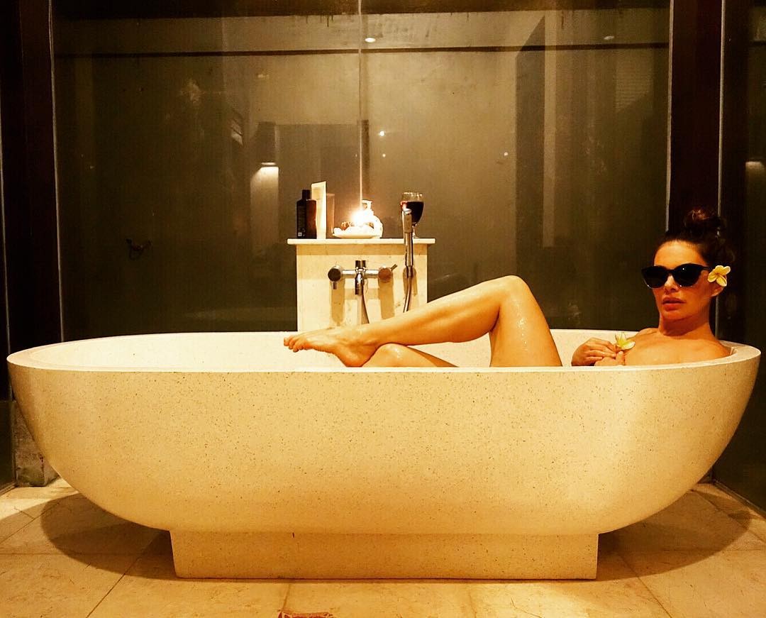 dany-michalski-nude-sexy-thefappening-cfd-9 Dany Michalski Naked in Bath
