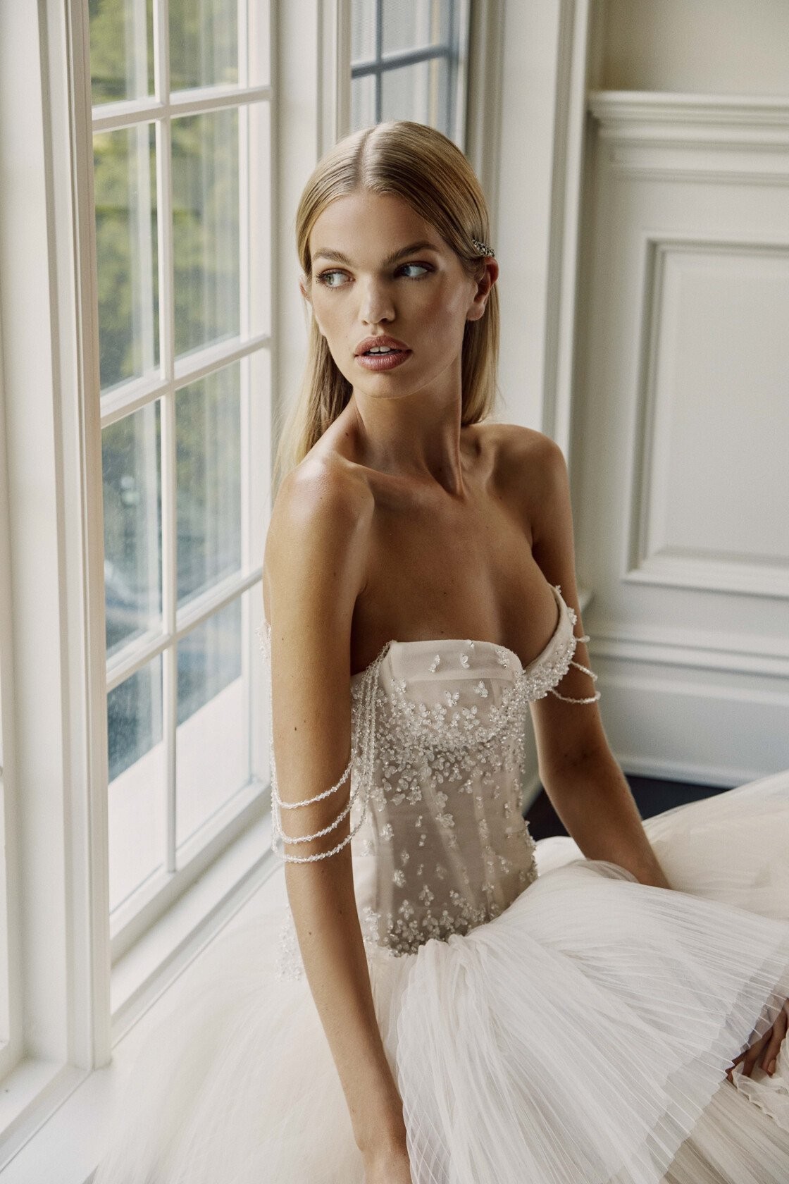 daphne-groeneveld-sexy-thefappening-cfd-8-1 Daphne Groeneveld Tits