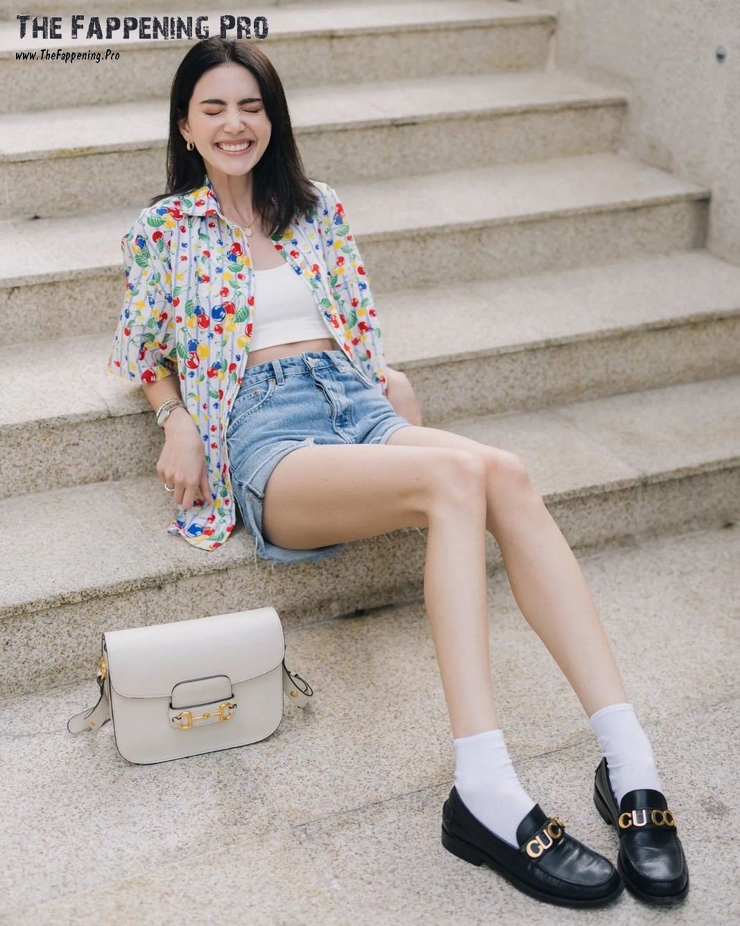 davika-hoorne-leggy-thefappening-cfd-2 Davika Mai Sexy Legs