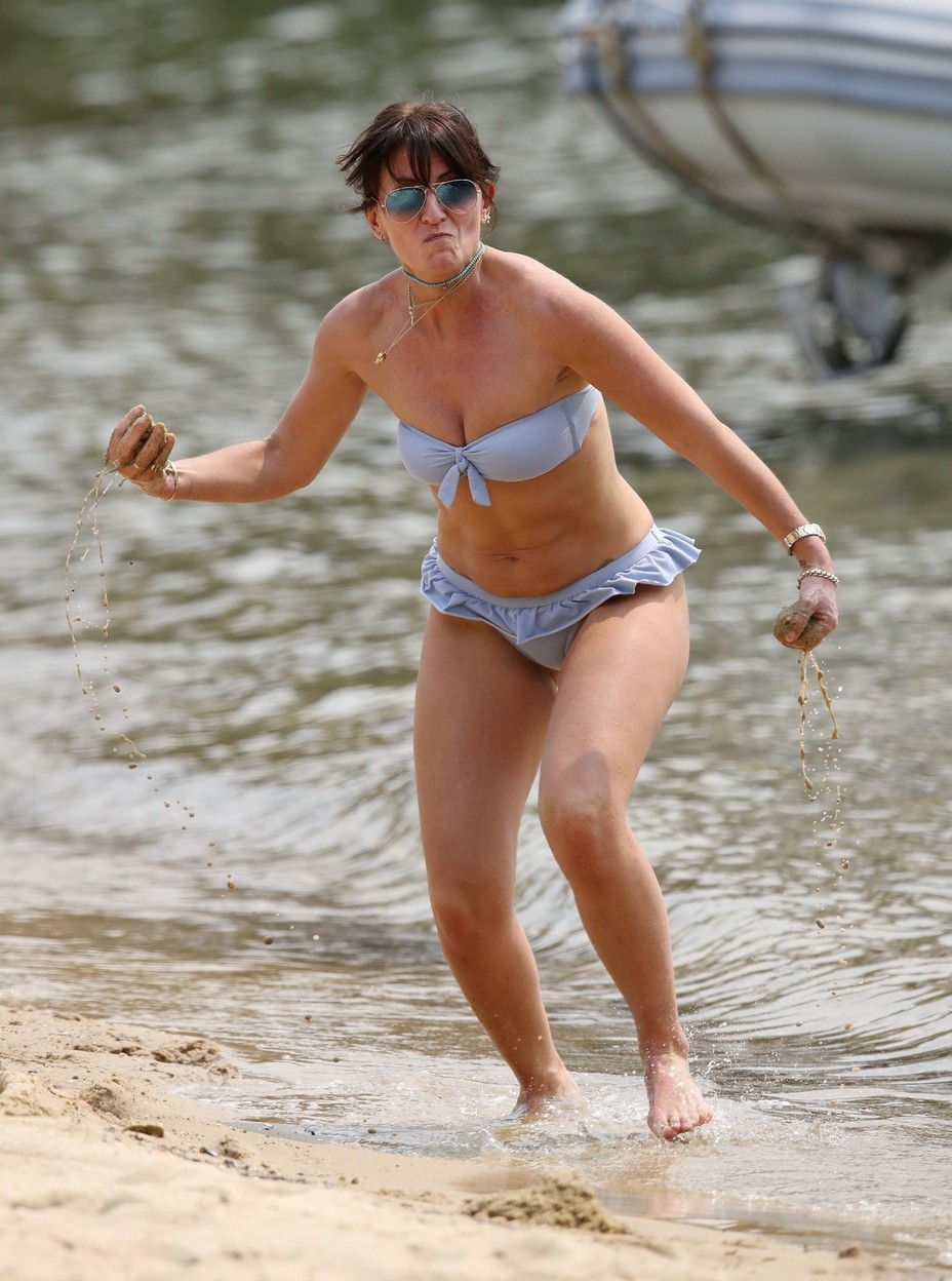davina-mccall-sexy-bikini-thefappening-pro-140 davina mccall sexy bikini thefappening pro 140