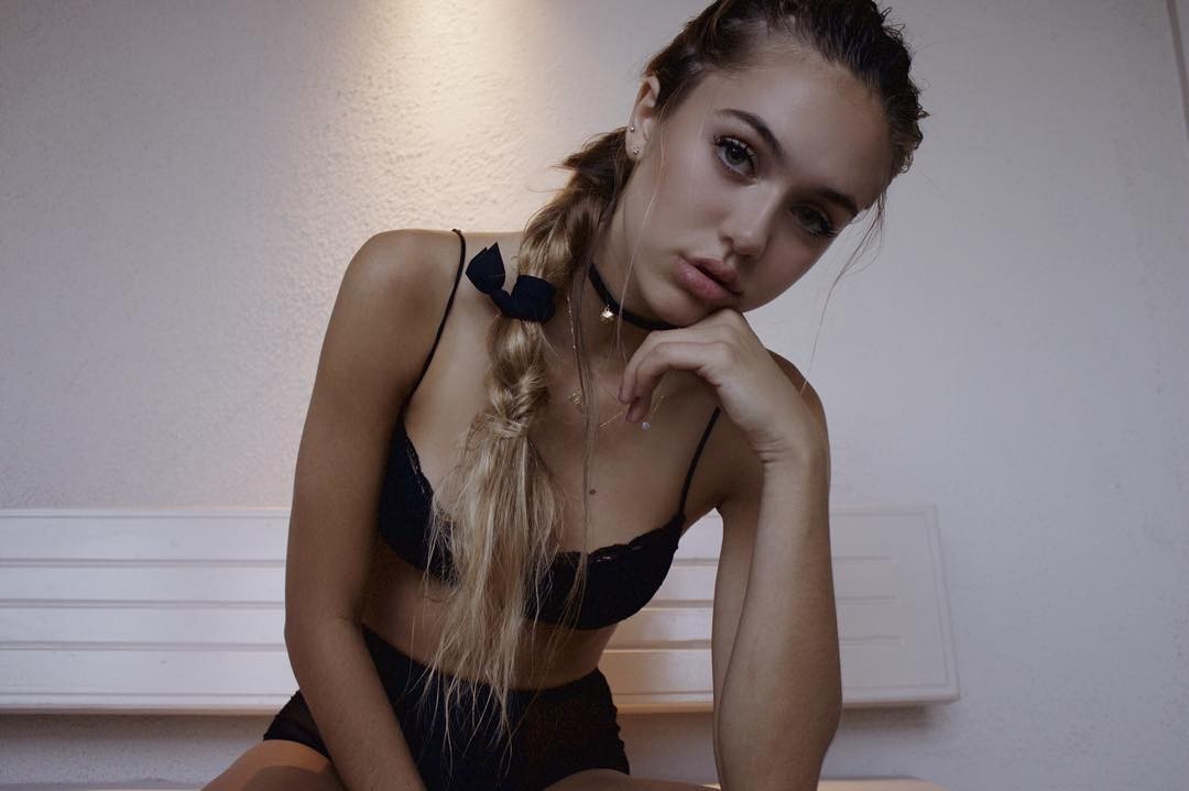delilah-belle-hamlin-sexy-thefappening-pro-1 delilah belle hamlin sexy thefappening pro 1
