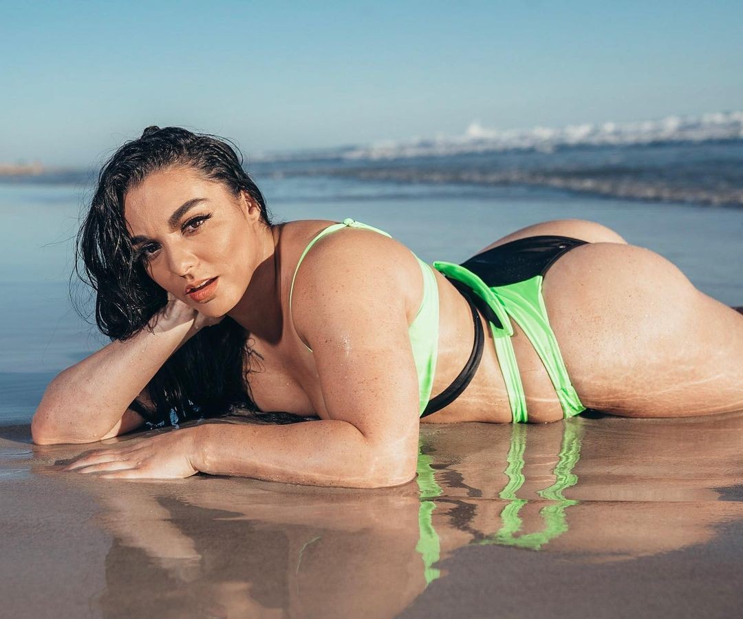 deonna-purrazzo-bikini-thefappening-cfd-20 deonna purrazzo bikini thefappening cfd 20
