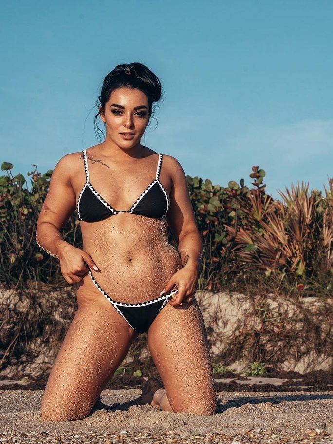 deonna-purrazzo-bikini-thefappening-cfd-26 deonna purrazzo bikini thefappening cfd 26