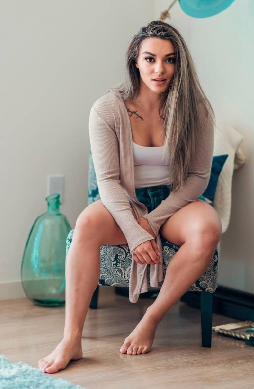 deonna-purrazzo-feet-thefappening-cfd-1 deonna purrazzo feet thefappening cfd 1