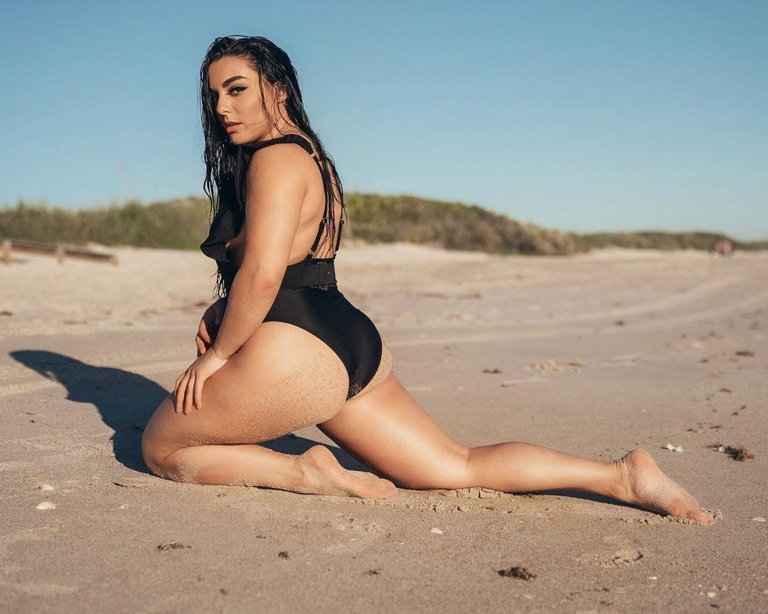 deonna-purrazzo-feet-thefappening-cfd-5 deonna purrazzo feet thefappening cfd 5