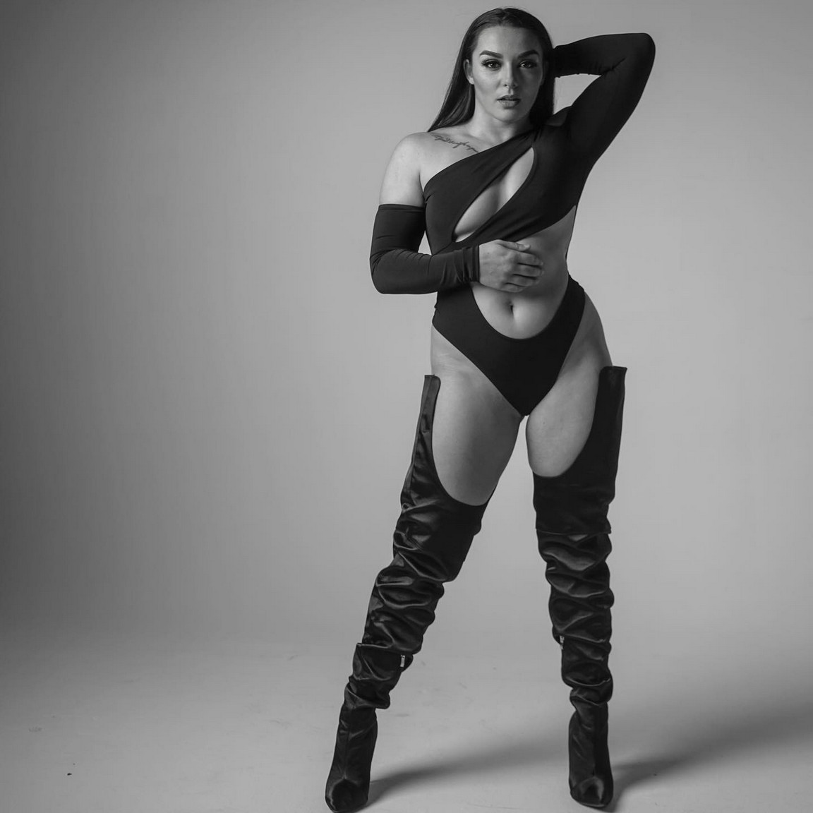 deonna-purrazzo-sexy-thefappening-cfd-18 Deonna Purrazzo B&W