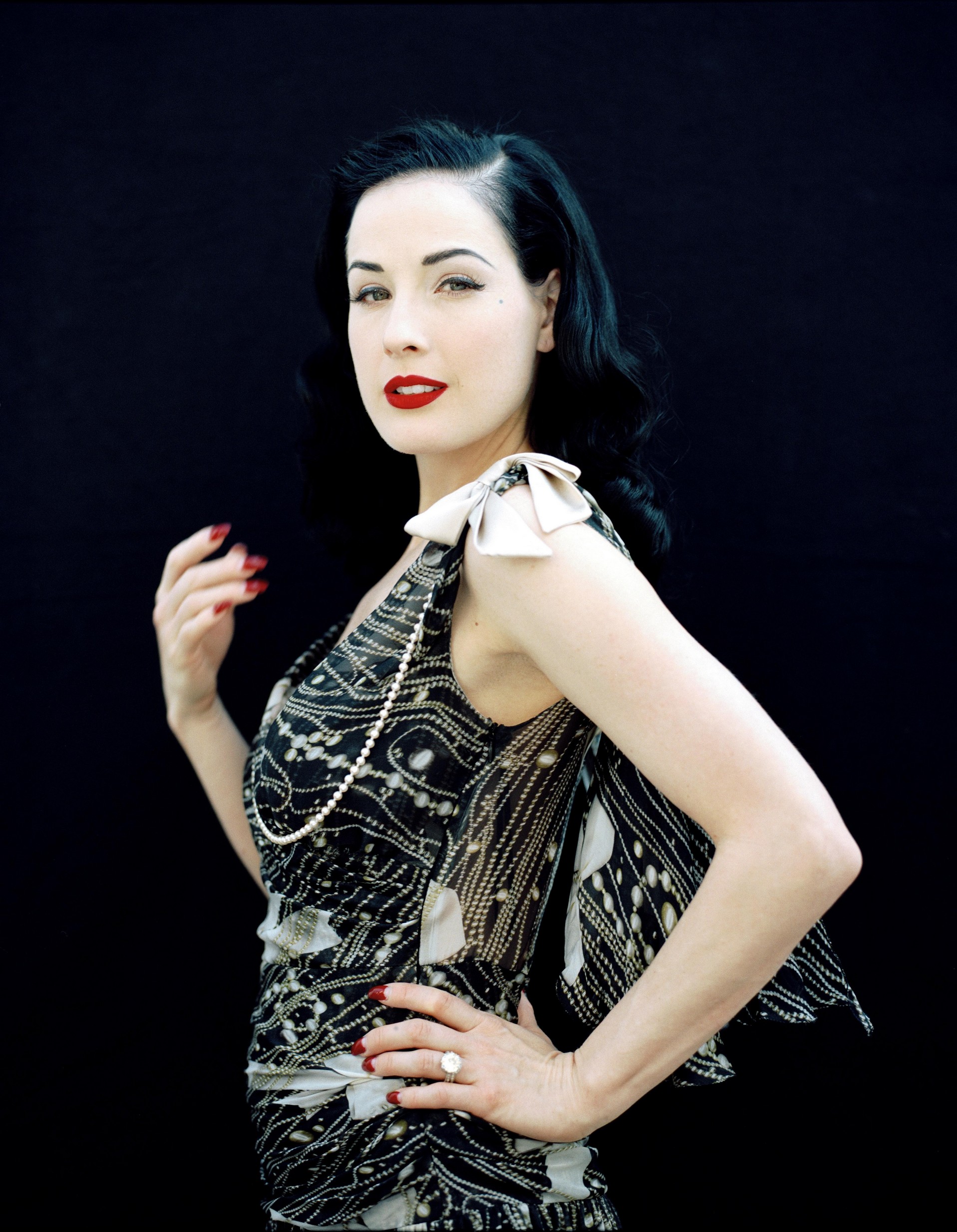dita-von-teese-nude-sexy-16 dita von teese nude sexy 16