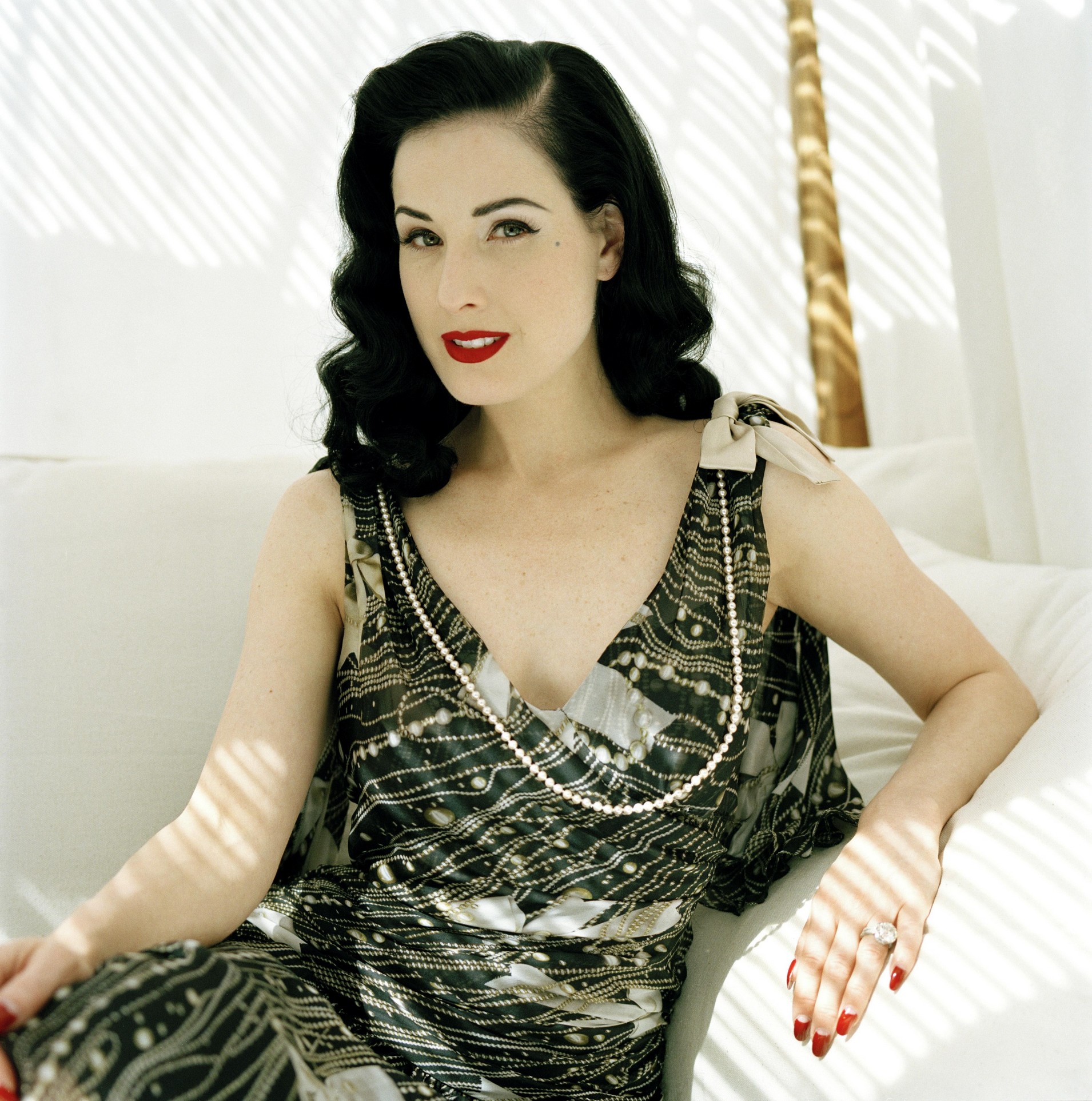 dita-von-teese-nude-sexy-5 dita von teese nude sexy 5