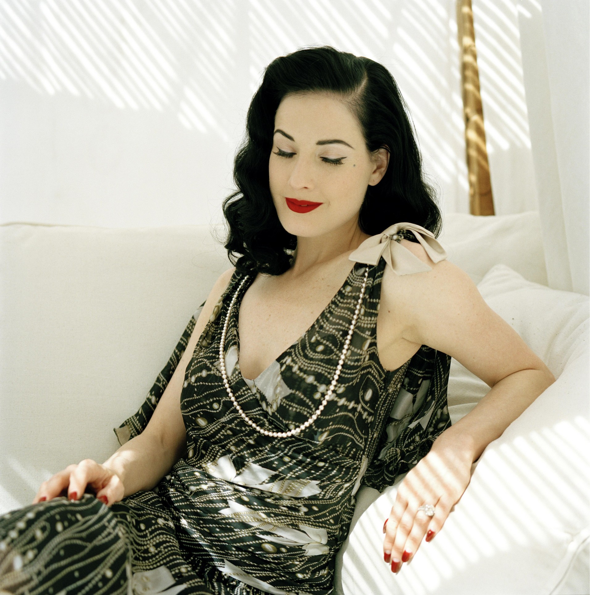 dita-von-teese-nude-sexy-6 dita von teese nude sexy 6
