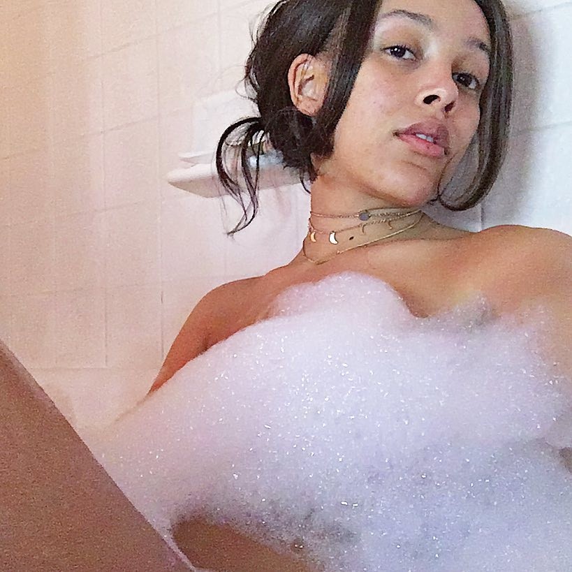 doja-cat-nude-thefappening-pro-4 Doja Cat Naked In Bath