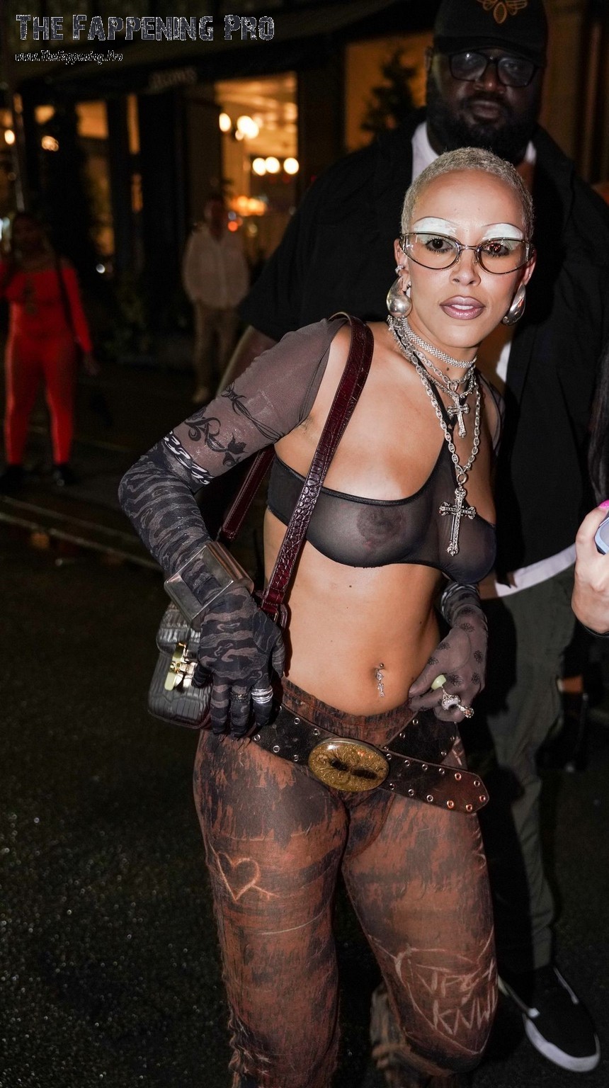 doja-cat-topless-thefappening-cfd-13 doja cat topless thefappening cfd 13