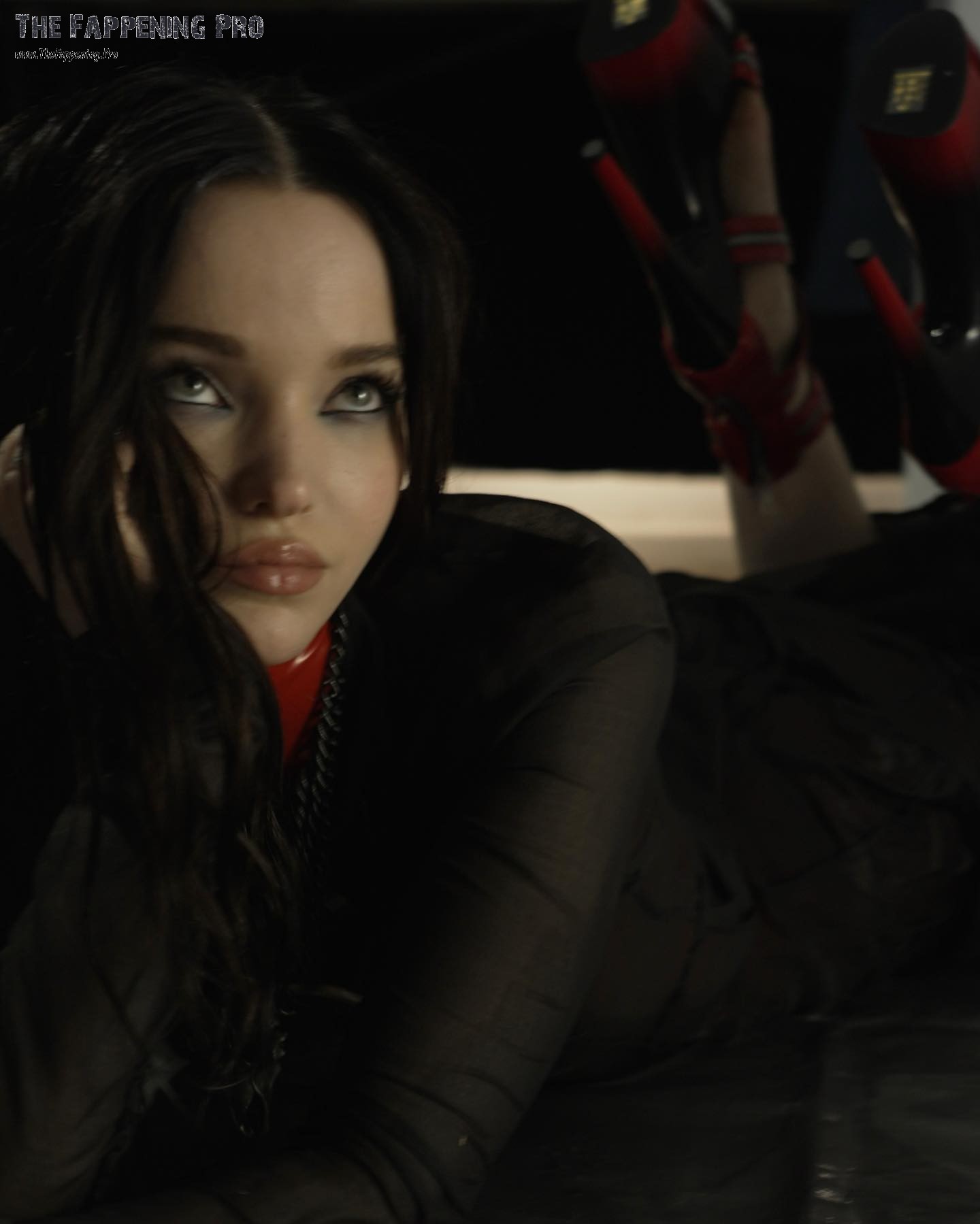 dove-cameron-topless-sexy-thefappening-cfd-8 dove cameron topless sexy thefappening cfd 8