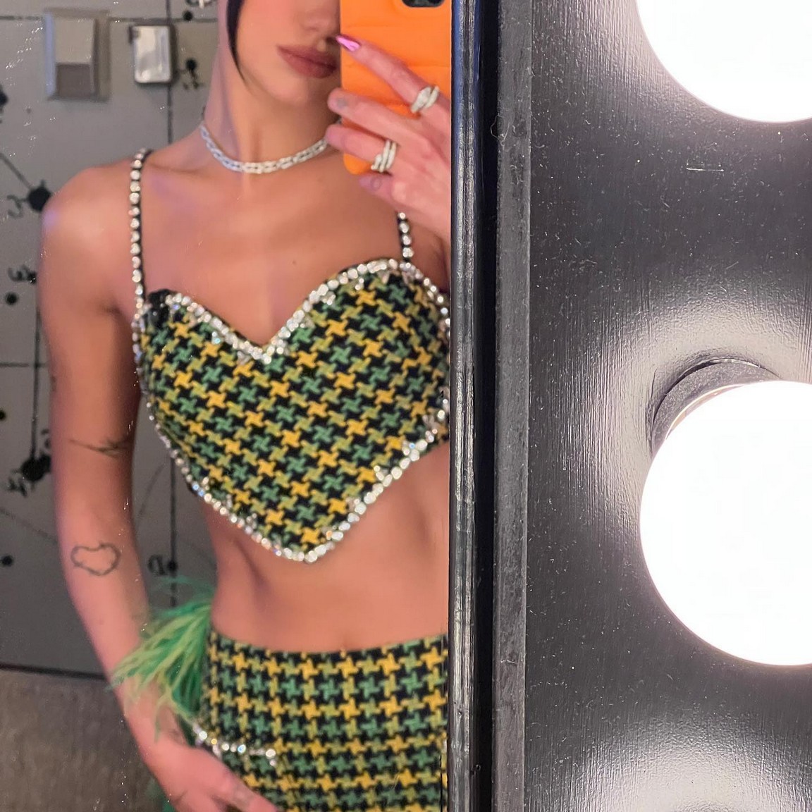 dua-lipa-abs-in-crop-top-thefappening-cfd-9 dua lipa abs in crop top thefappening cfd 9