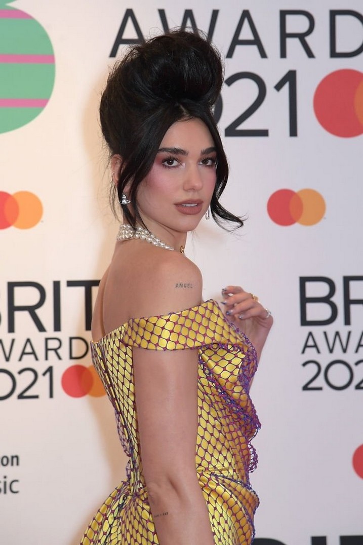 dua-lipa-hot-in-stockings-thefappening-cfd-20 dua lipa hot in stockings thefappening cfd 20