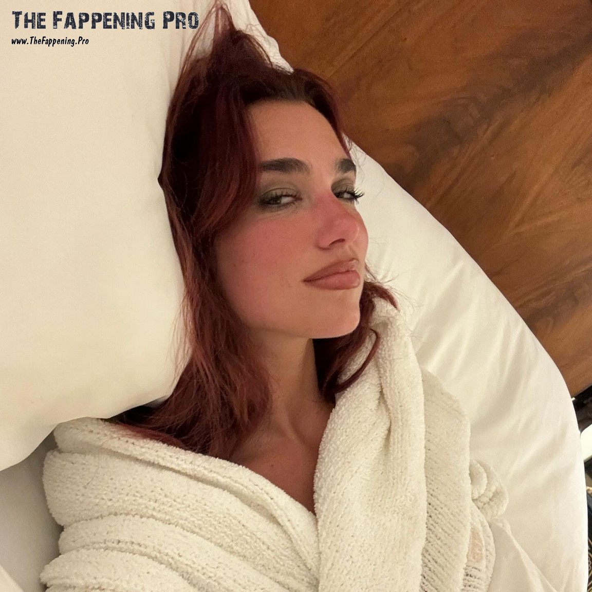 dua-lipa-hot-selfie-thefappening-cfd-5 Dua Lipa Sexy Selfie