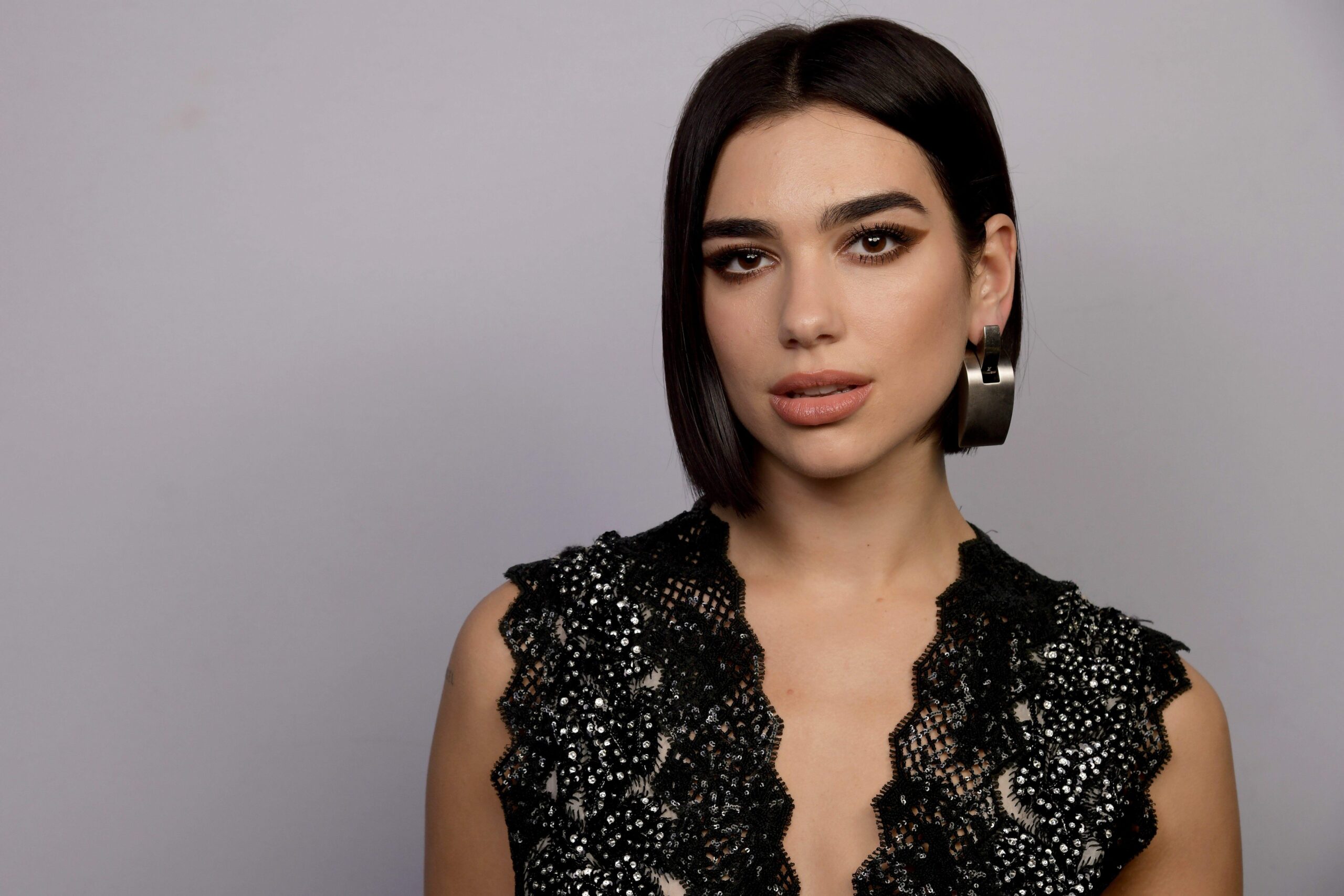 dua-lipa-sexy-6-2 dua lipa sexy 6 2 scaled