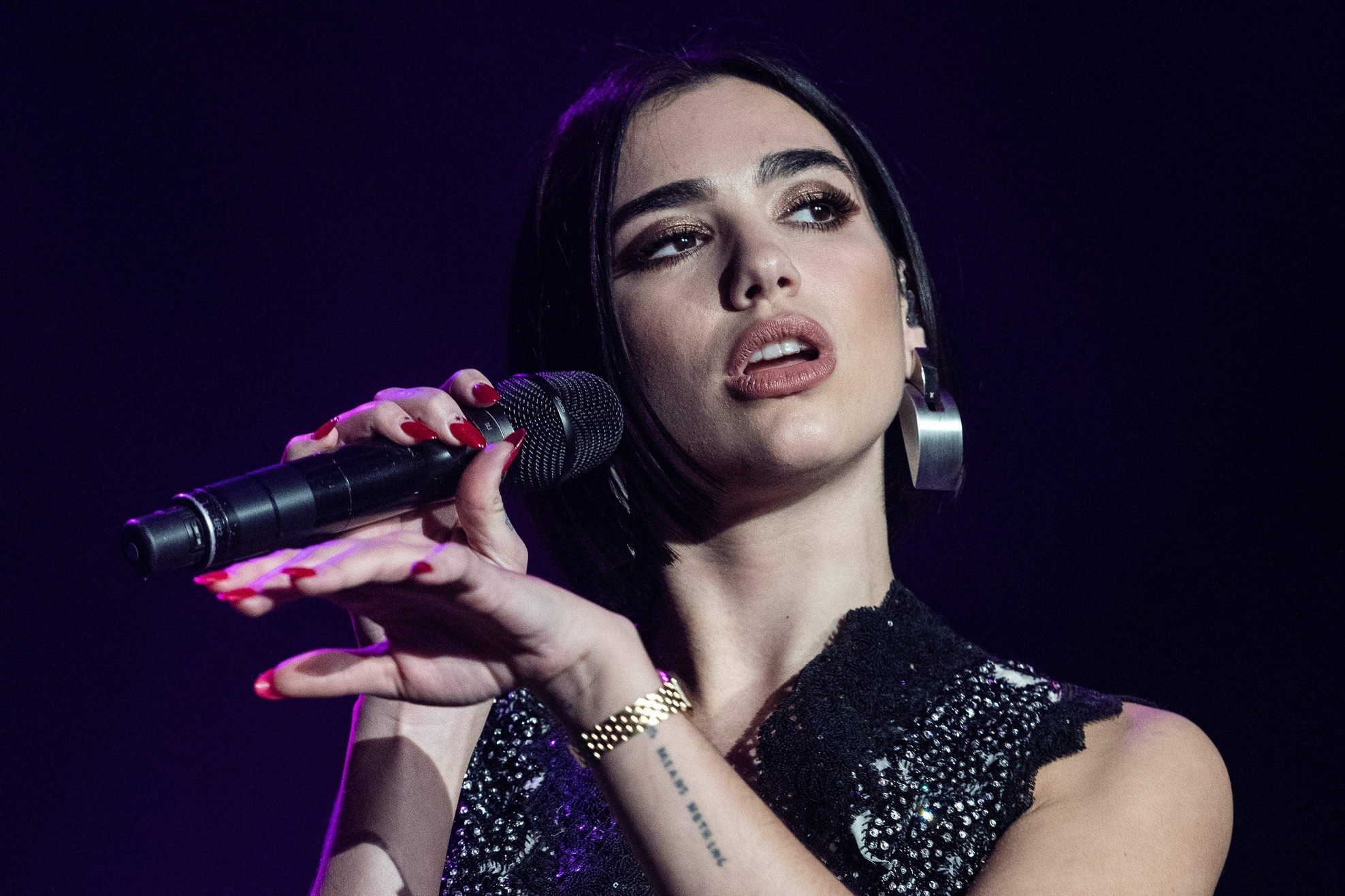 dua-lipa-sexy-64 dua lipa sexy 64
