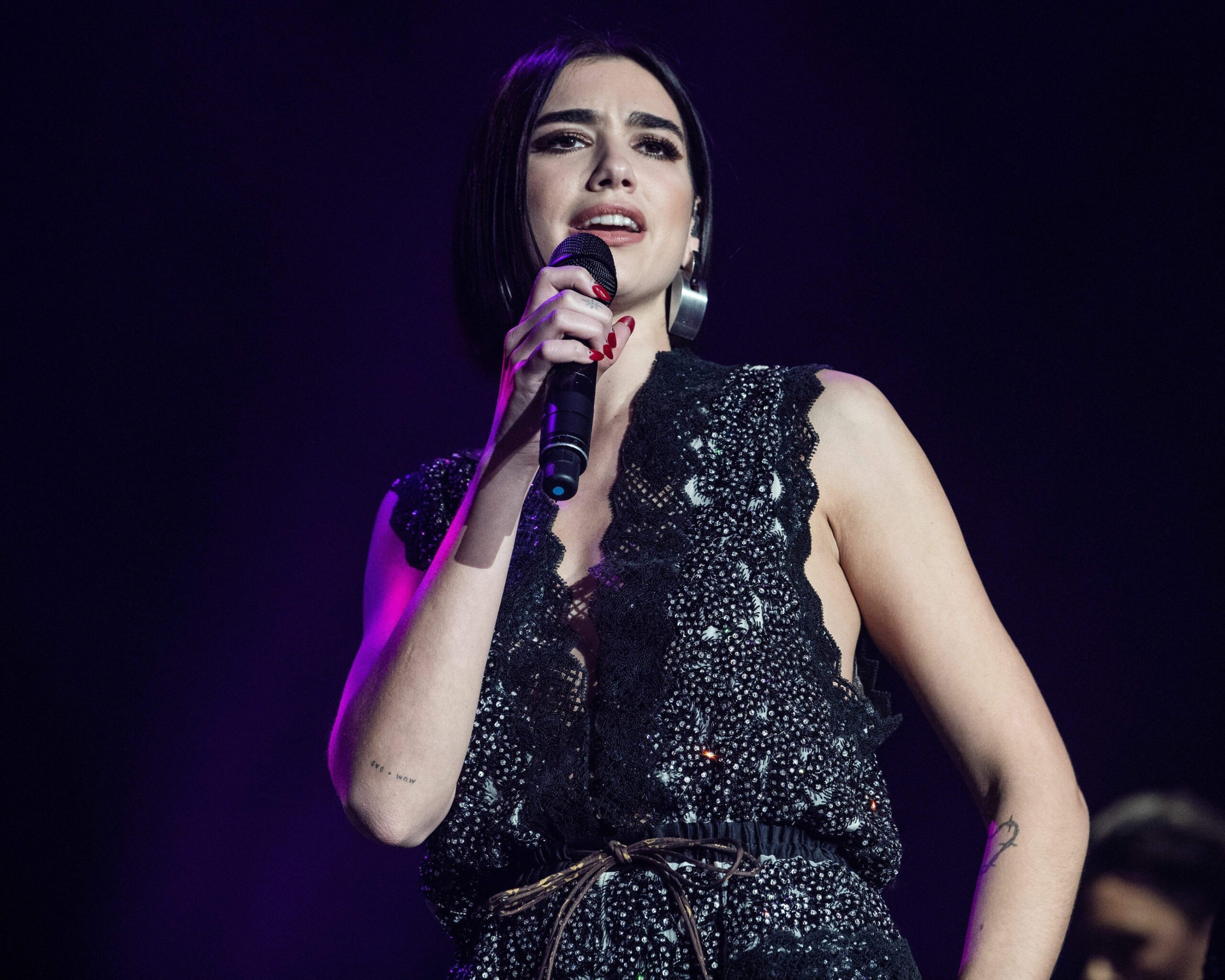 dua-lipa-sexy-66 dua lipa sexy 66 scaled