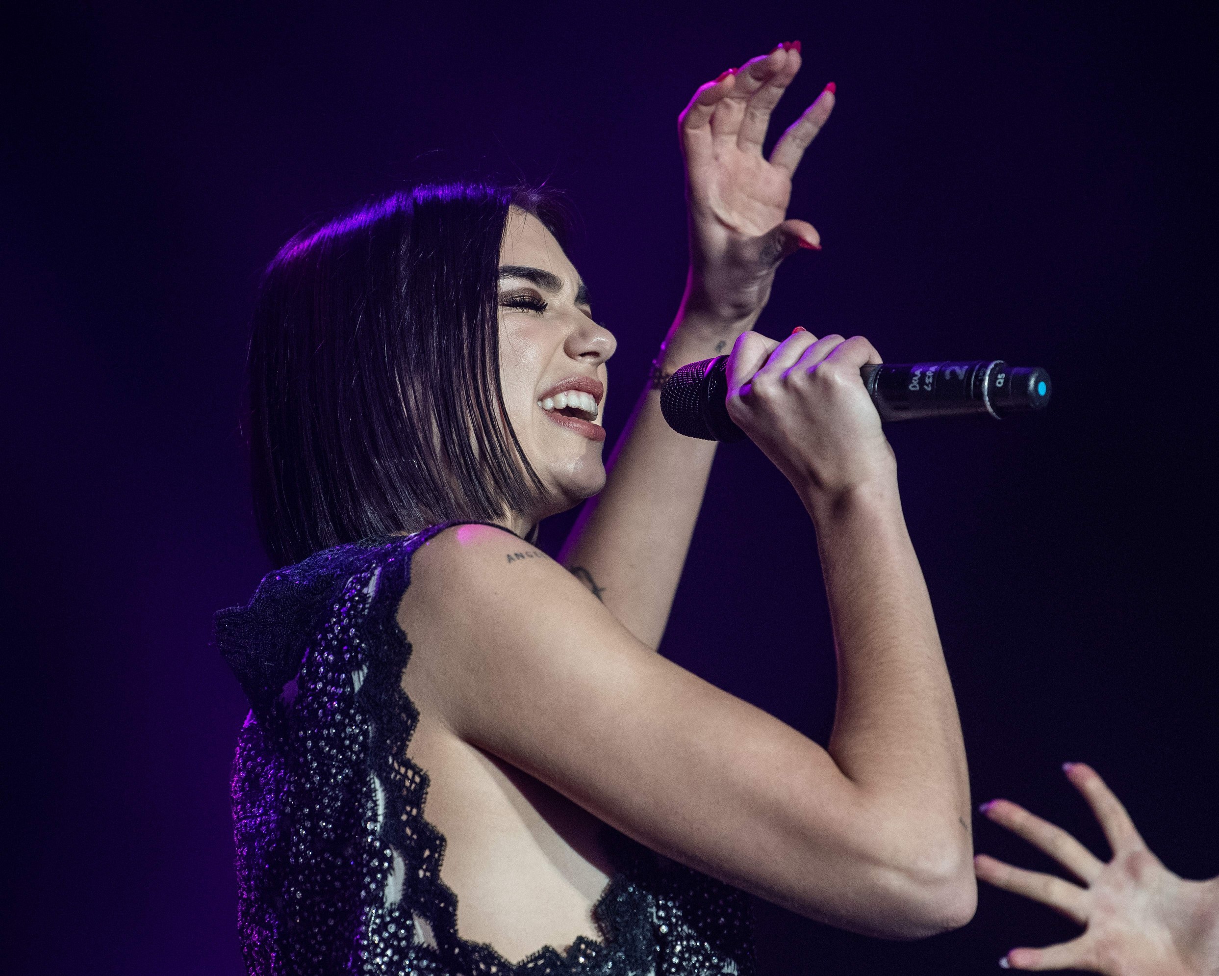 dua-lipa-sexy-69 dua lipa sexy 69