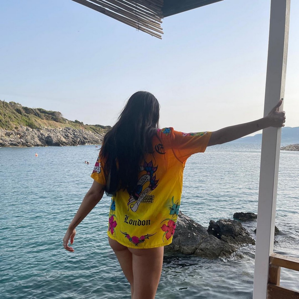 dua-lipa-sexy-ass-thefappening-cfd-1 Dua Lipa Tits
