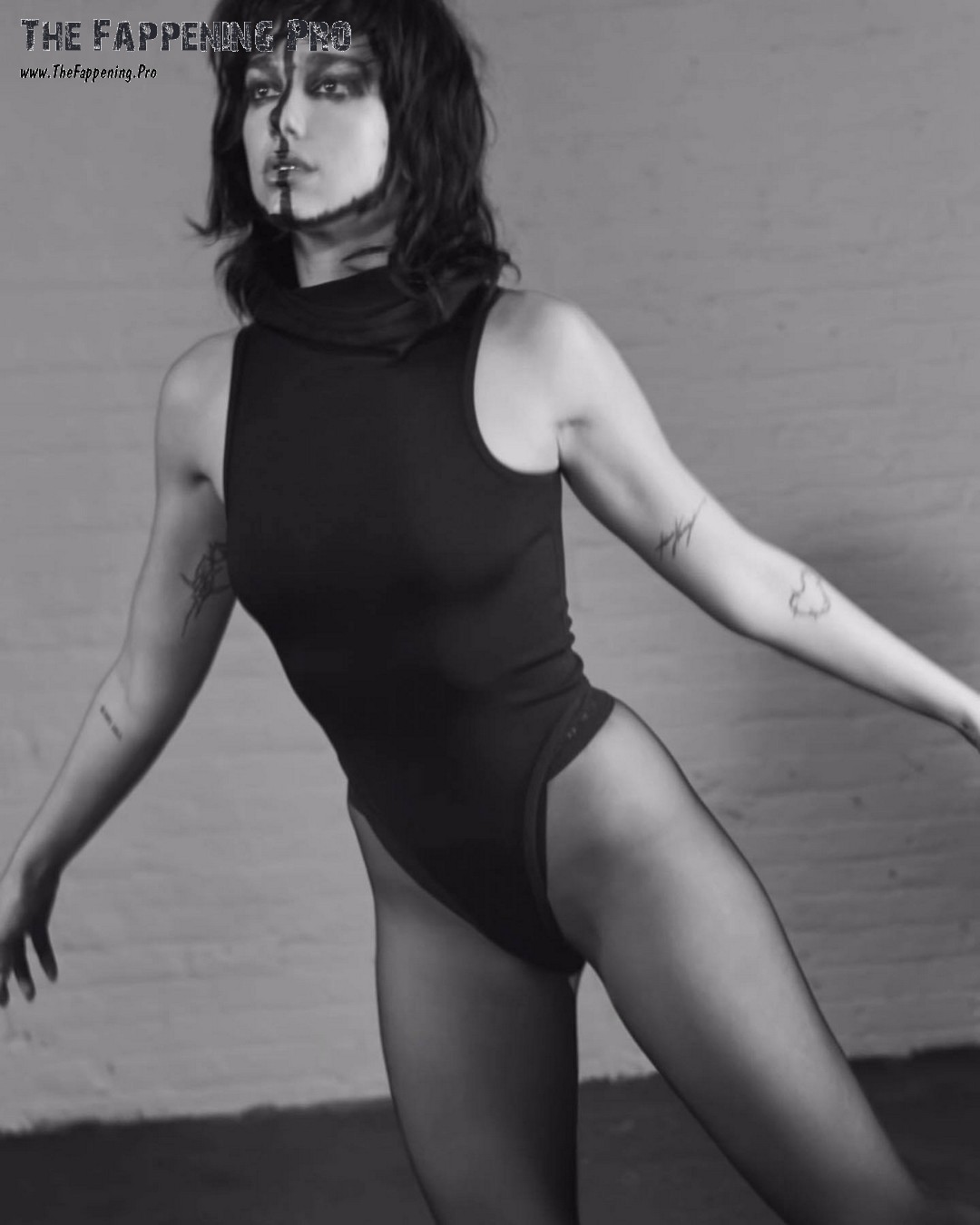 dua-lipa-sexy-bts-thefappening-cfd-4 dua lipa sexy bts thefappening cfd 4